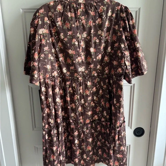 TUCKERNUCK Floral Brown Dress NWT L - Picture 3 of 3